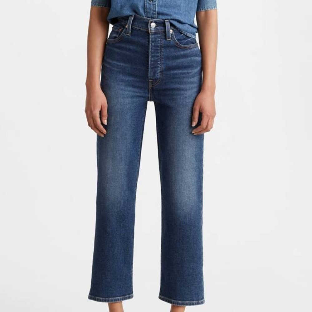 Levi’s Ribcage Straight Ankle Jeans size 27